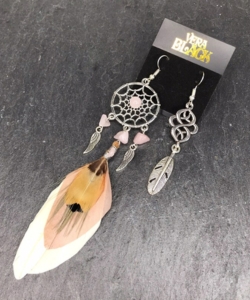 rose-quartz-silver-feather-earrings