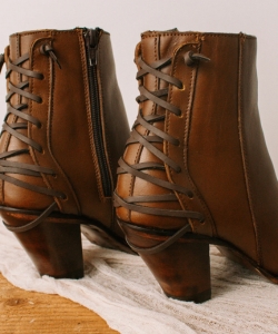 brown-western-ankle-boots