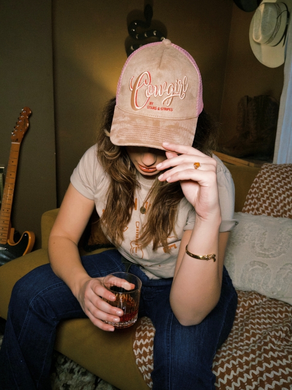 Cowgirl cap