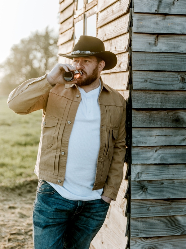 Men's black tombstone cowboy hat