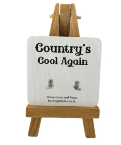 lainey-wilson-earrings