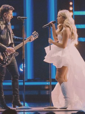 Christmas gifts for the Megan Moroney fan