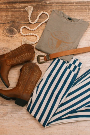 Striped cowgirl outfit